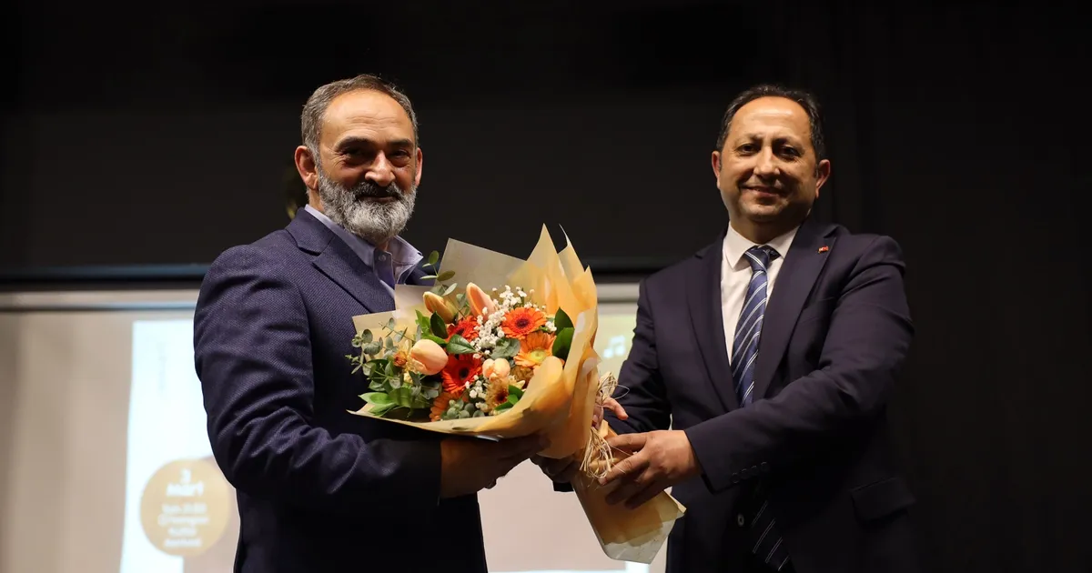 Dursun Ali Erzincanlı Sakarya’da şiirleriyle gönüllere dokundu