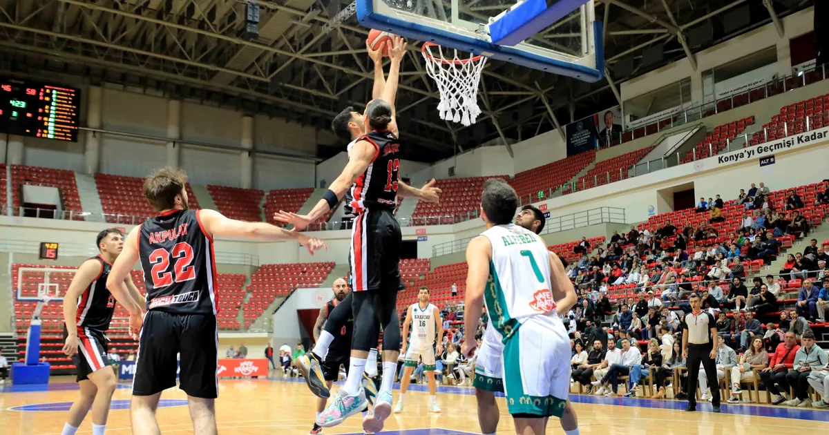 Karatay Belediyespor A Takımı play-offlarda