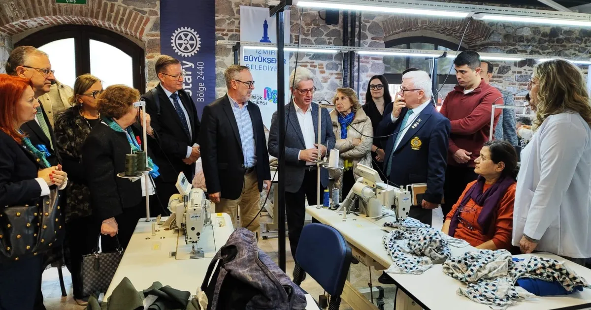 İzmirli kadınların altın dokunuşu dünya ile buluşuyor