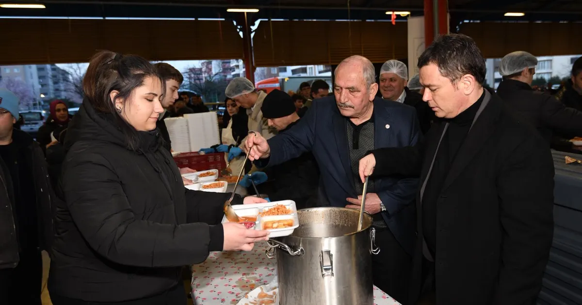 Bursa Osmangazi'de 'Gönül Sofrası' Hamitler'de