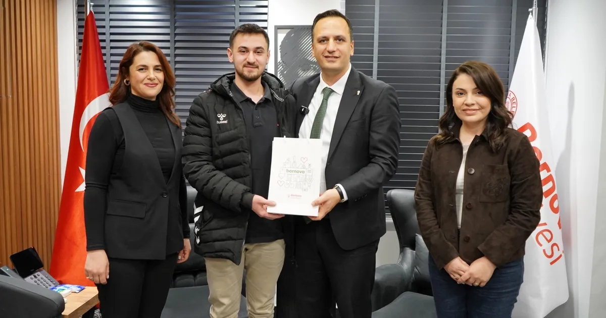 İzmir Bornova’da eğitime yatırım, başarıya ödül