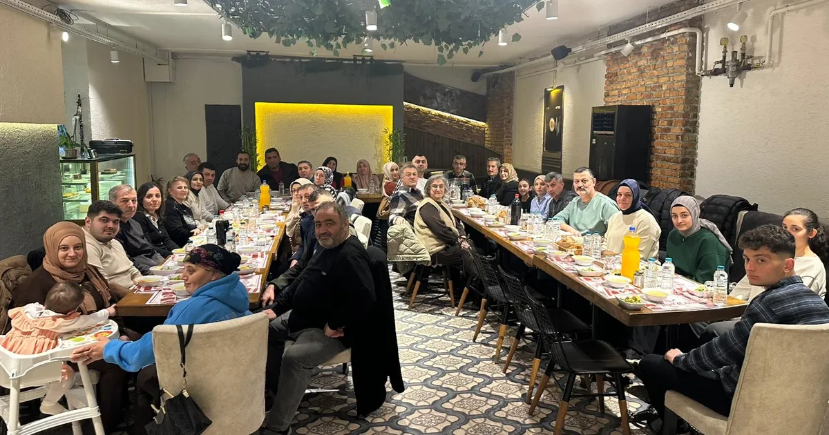 Artvin’de taksici esnafı iftarda buluştu