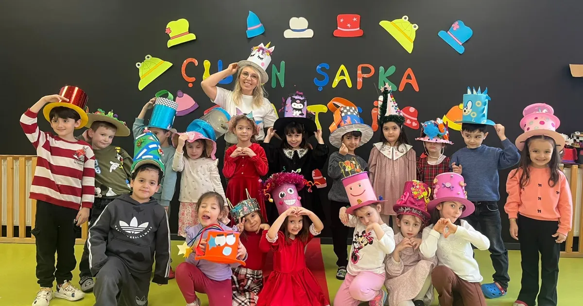 İzmit Çınar Çocuk Evleri’nde şapkalar konuştu