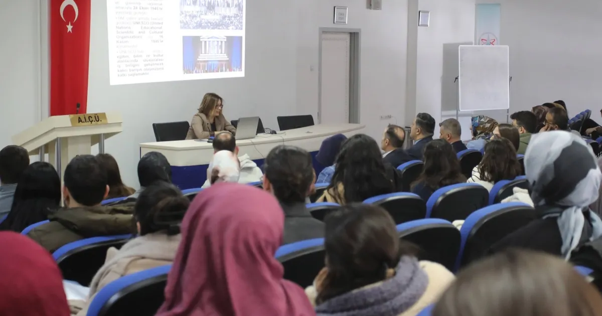 AİÇÜ’de 'Kültürel Miras ve UNESCO' konferansı