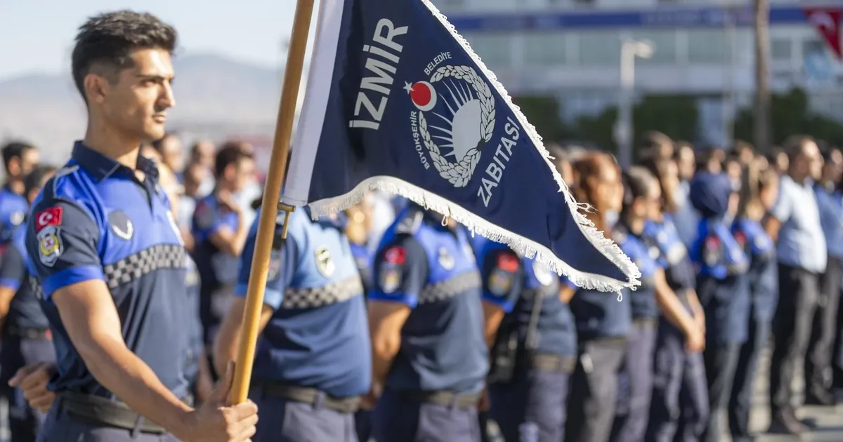 Düzenli kent için İzmir'de güçlü zabıta