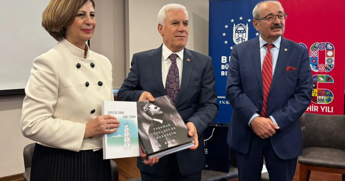 Bursa’da ipekçiliğin geleceği konuşuldu...Bursa ipeğini nesillere aktarmalıyız