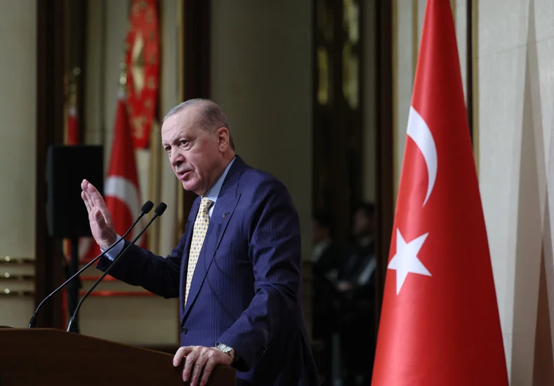 Vahdettin Köşkü'nde özel iftar: Erdoğan çifti devlet himayesindeki çocukları ağırladı