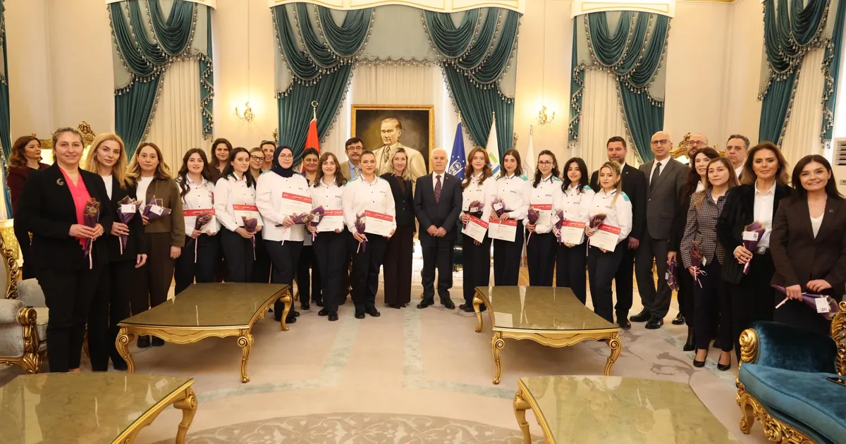 Bursa'nın rayları kadınlara emanet