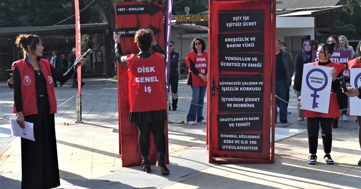 Kırmızı kapının anahtarları Bornovalı kadınların elinde