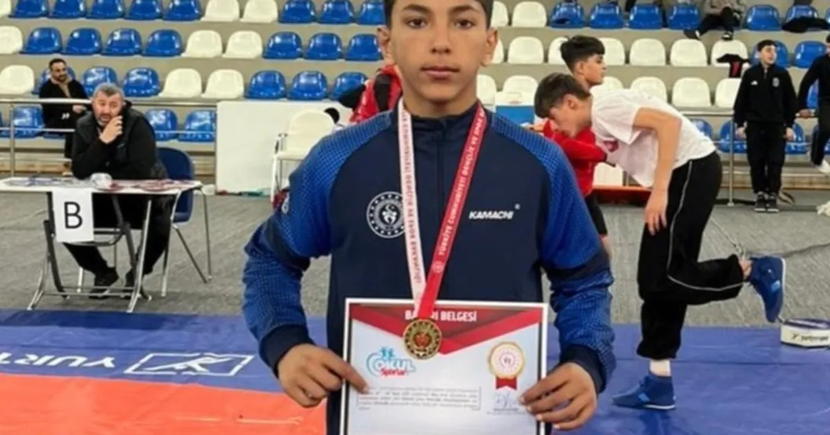 Ağrı'nın gururu Berat Çelik Rize’de şampiyon oldu - Spor Haberleri