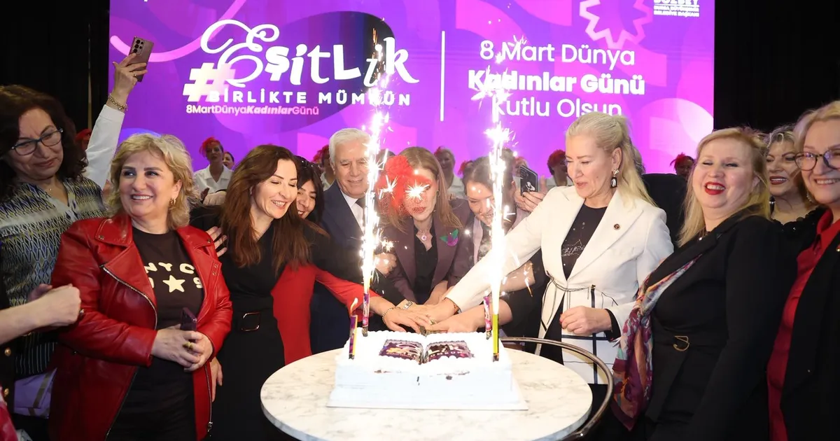 Bursalı kadınlarla 'güçlü kent' mesajı - Gündem Haberleri