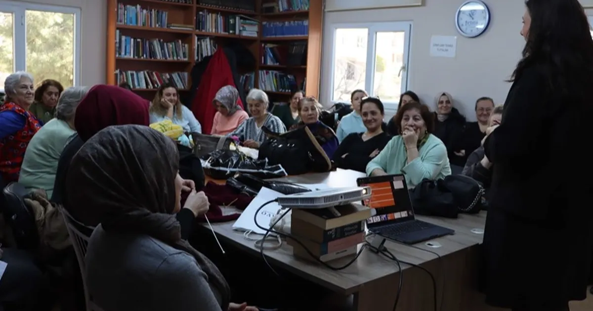 İstanbul Maltepeli kadınlara dijital riskler ve korunma yolları anlatıldı - Teknoloji Haberleri