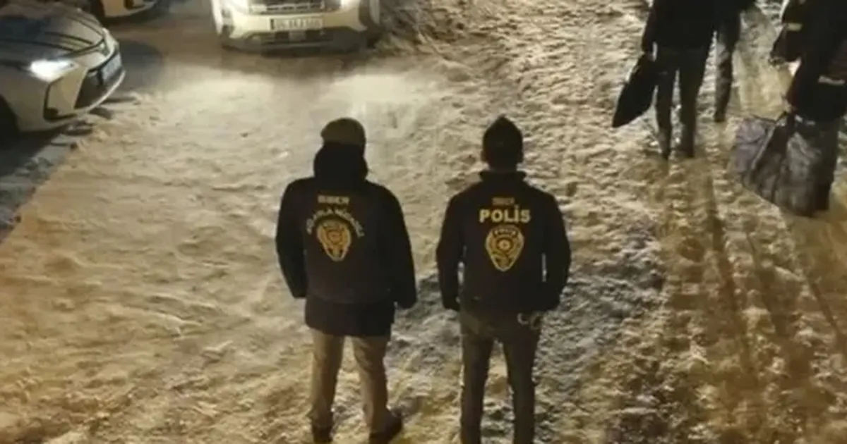 Ağrı merkezli 9 ilde yasa dışı bahise 67 gözaltı - Gündem Haberleri