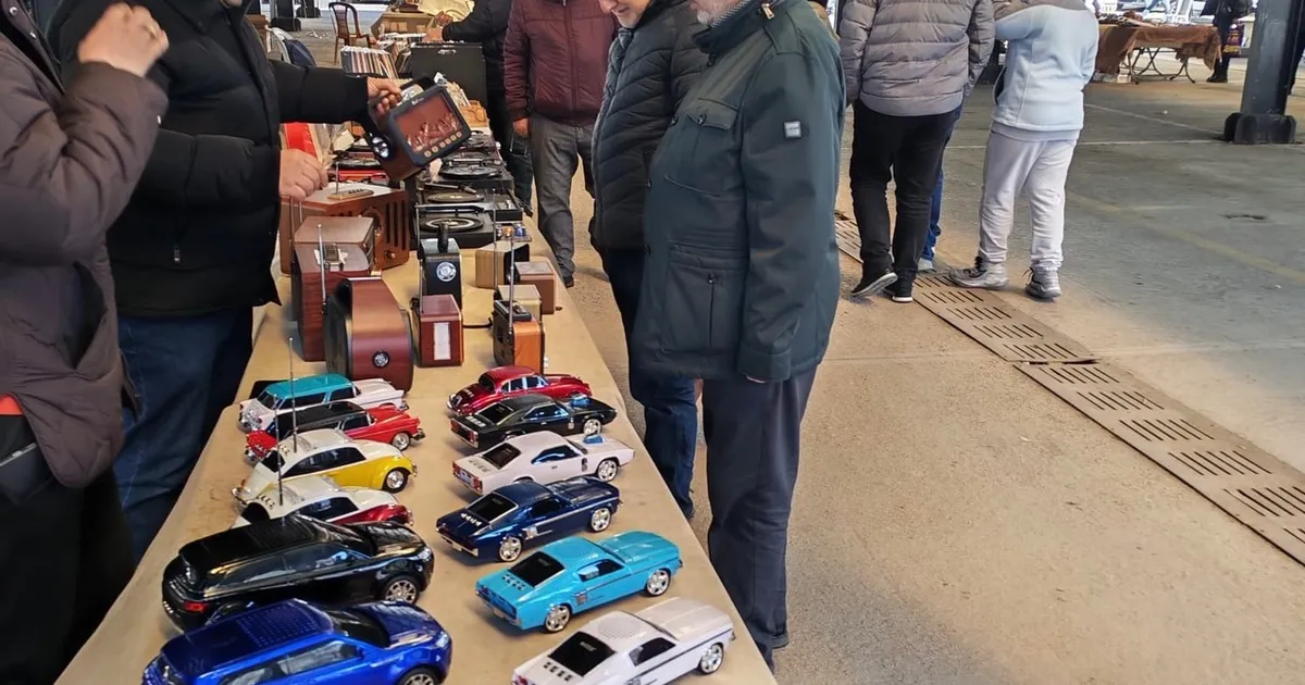 Mustafa Yalçın'dan Antika Pazarı'na büyük ilgi