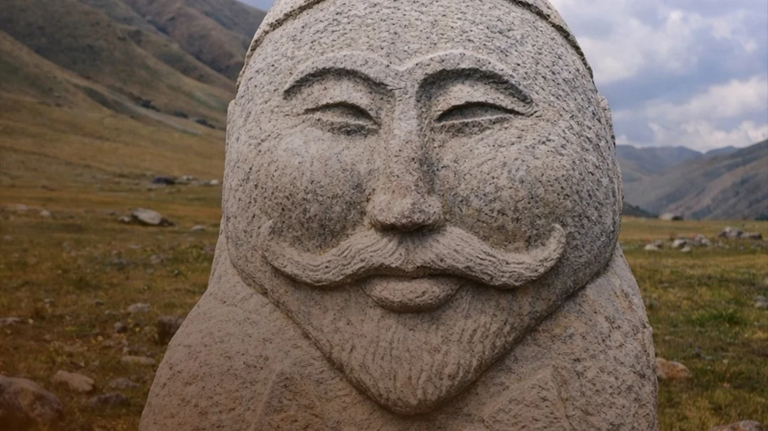Göktürk heykellerindeki bıyık sırrı: Türk bıyığı aslında bir rütbe işaretiydi - Gündem Haberleri
