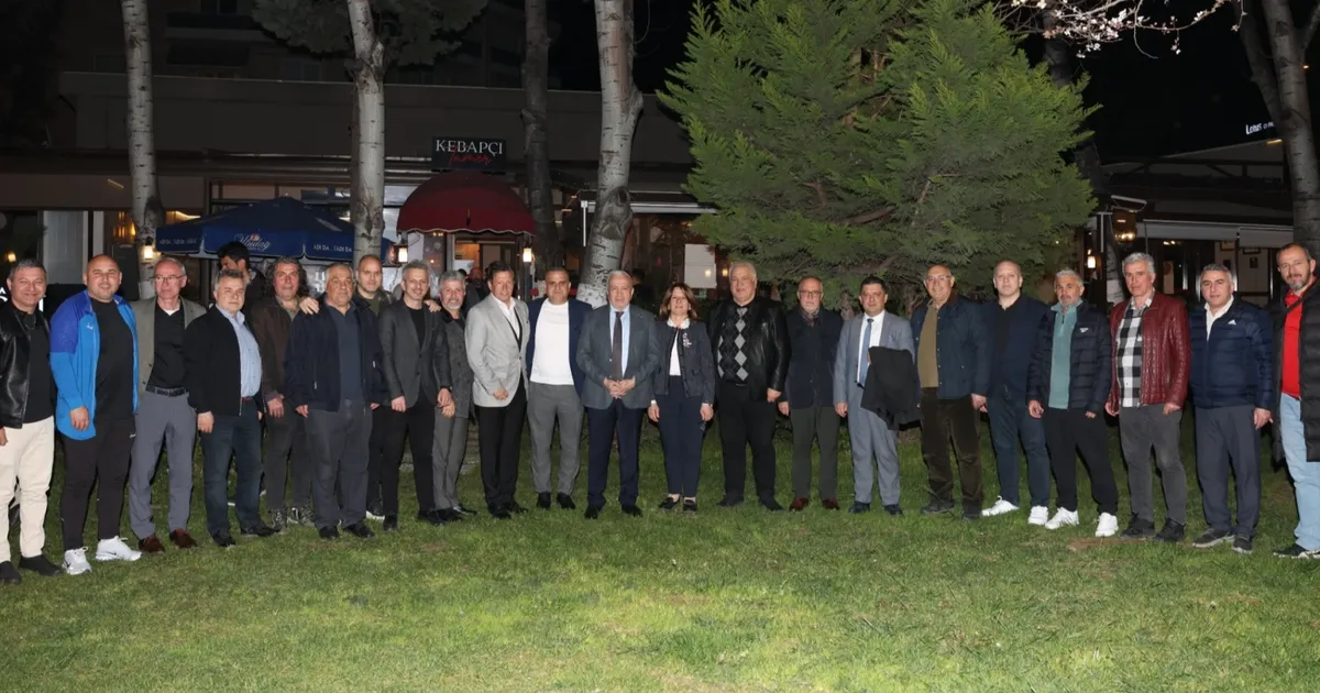 Bursa Nilüfer'de Başkan Özdemir'den amatör spor kulüpleri buluşması