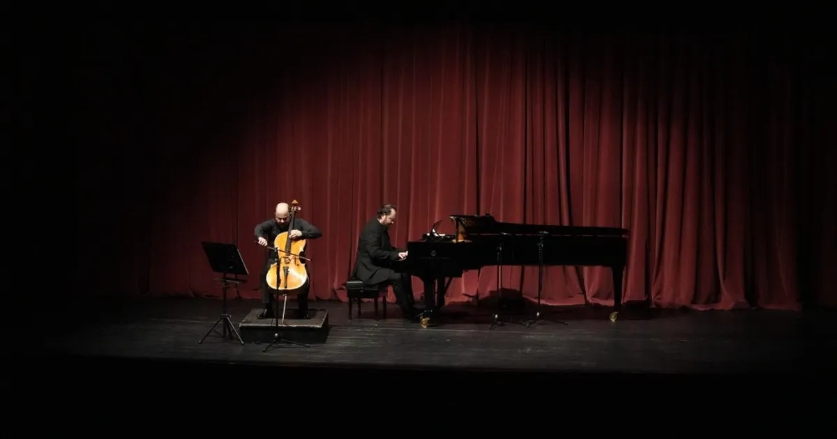 Aybulus ve Şenler’den sanatseverlere müzik ziyafeti - Gündem Haberleri