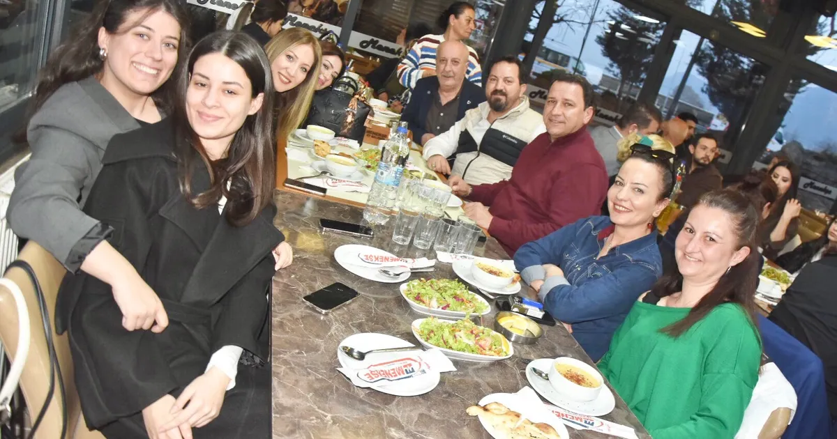 Manisa Dostlar Meclisi iftar sofrasında buluştu - Gündem Haberleri