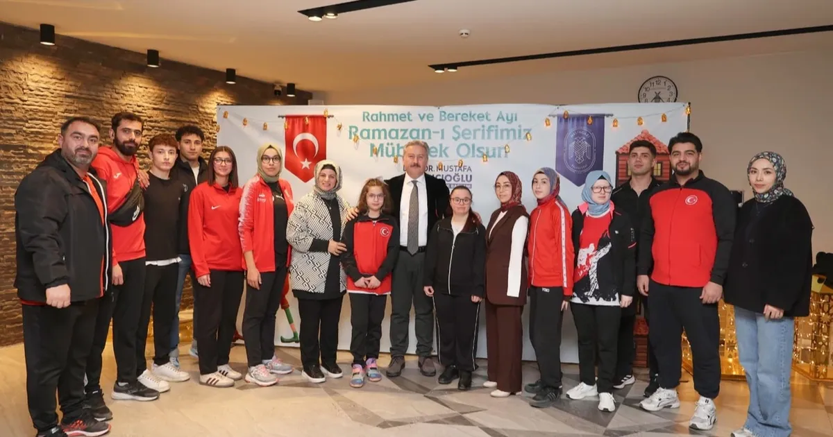 Akıl Küpü'nde iftar buluşması - Gündem Haberleri