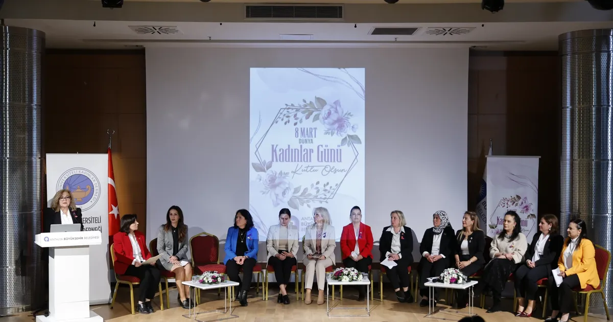 Antalya’da kadın muhtarlar buluştu