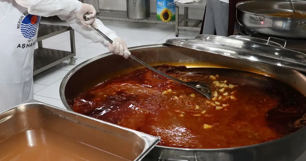 Mersin Büyükşehir’den 'aşhane' iddialarına yanıt