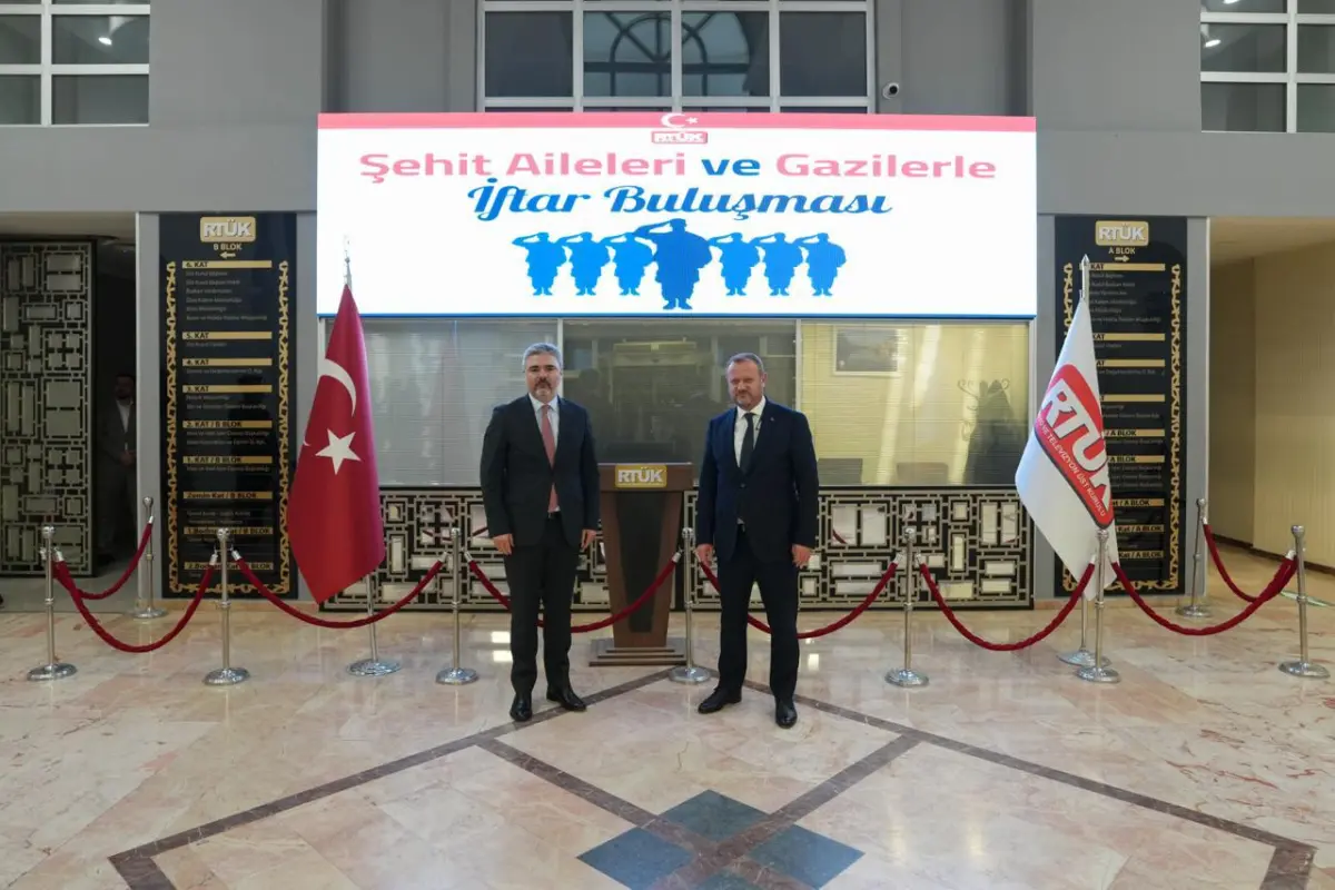 RTÜK’te İstiklâl Ruhu Ramazan Atmosferiyle Birleşti: Gazilerle İftar Sofrasında Millî Duygular paylaşıldı
