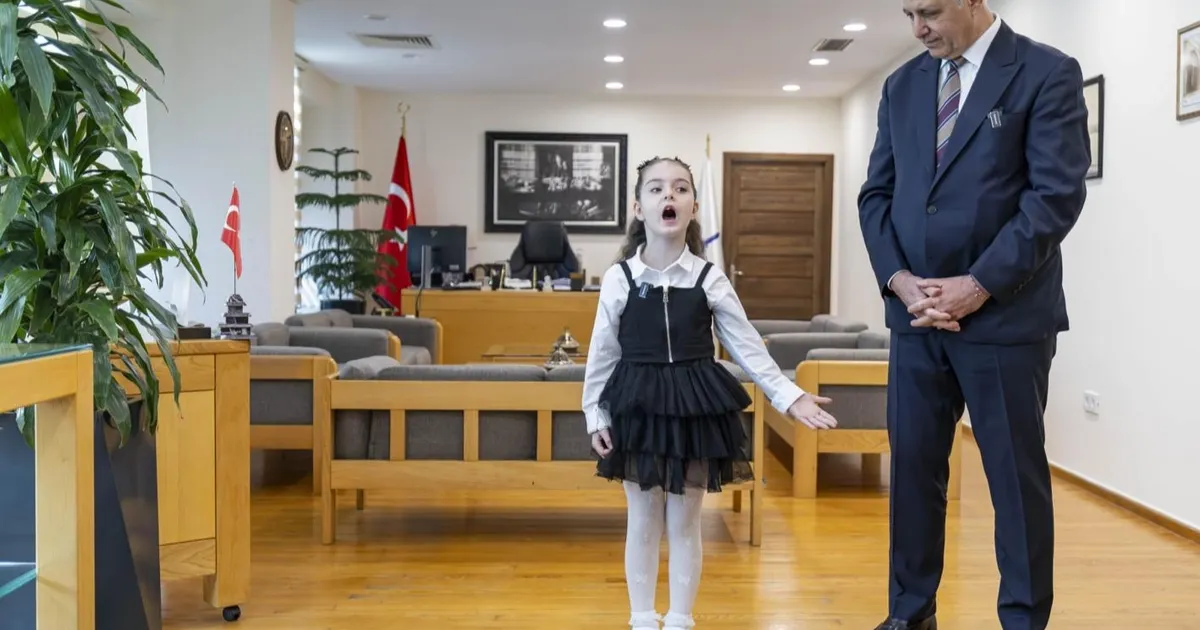 4 yaşından beri İstiklal Marşı’nı ezbere okuyor