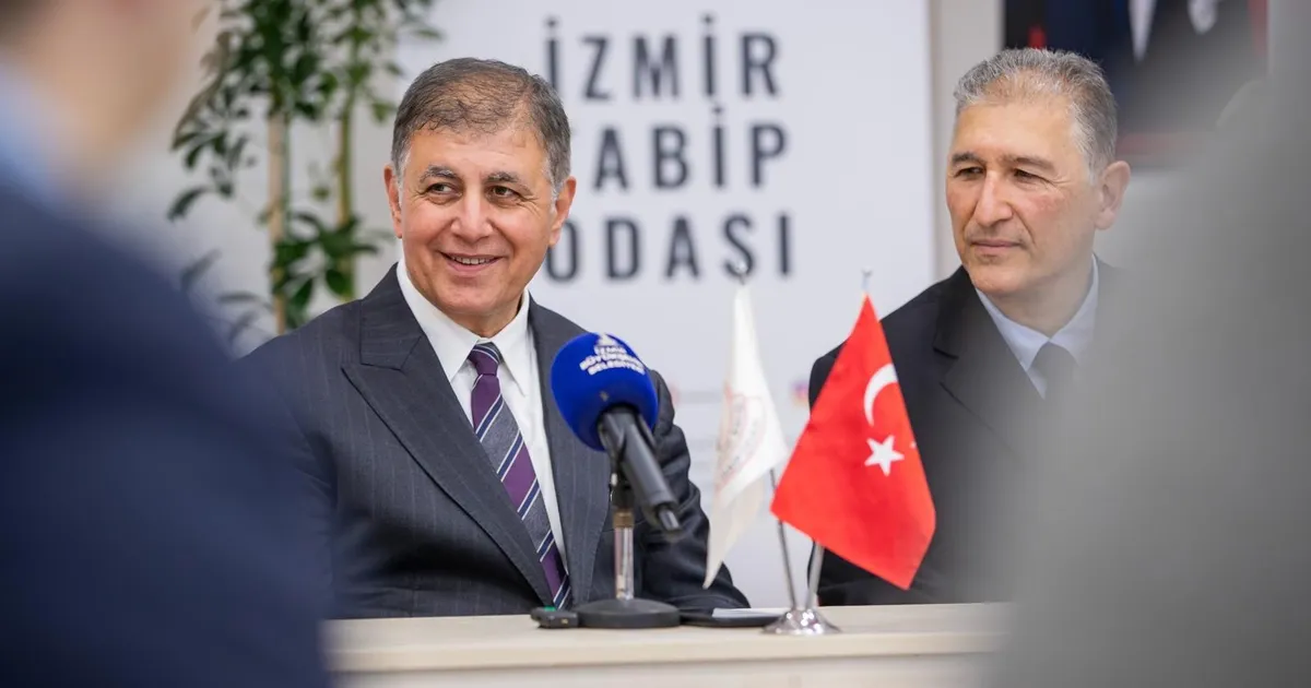 İzmir'de Başkan Tugay’dan sağlık emekçilerine teşekkür