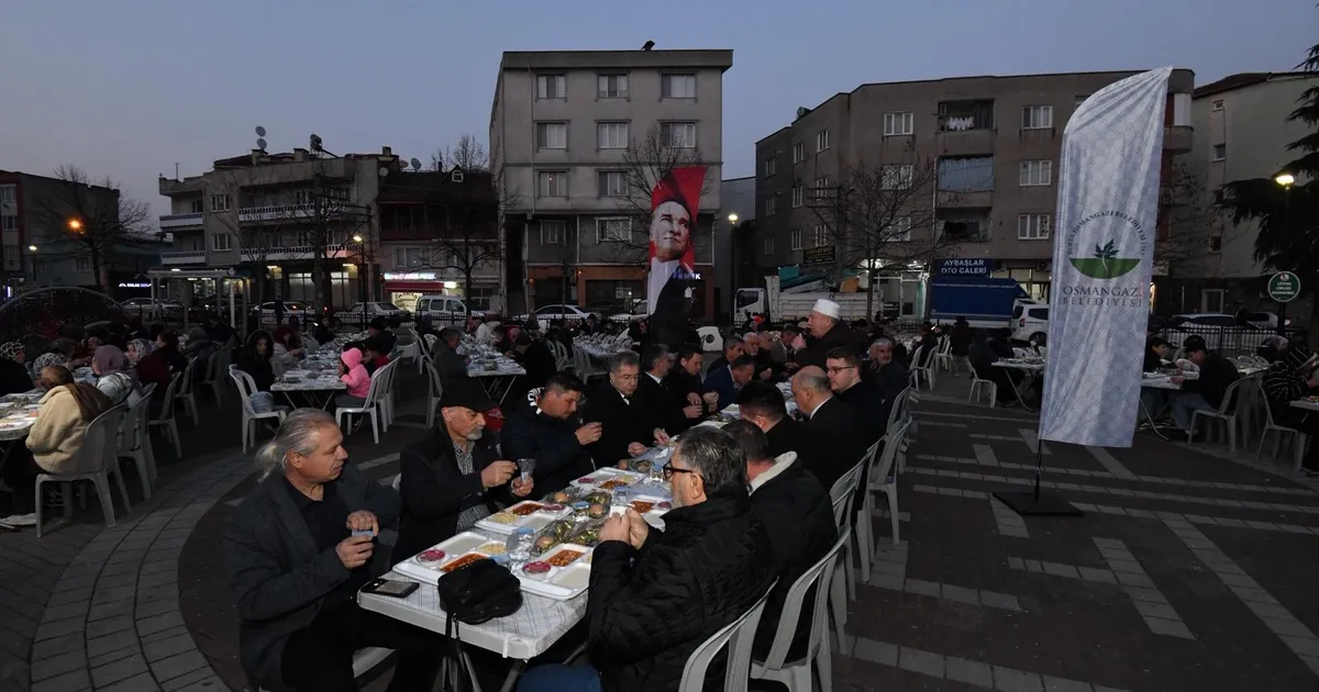 Bursa Osmangazi’nin gönül sofrası Bağlarbaşı’na kuruldu