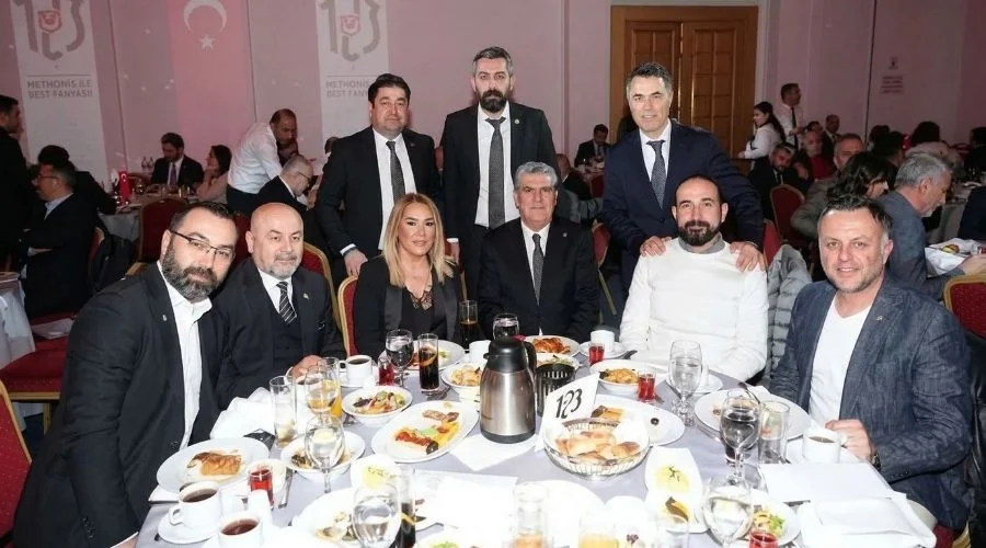 MHP Milletvekilleri ve MYK üyeleri Beşiktaş Başkanı Serdar Adalı'nın Ankara İftarında Bir Araya Geldi