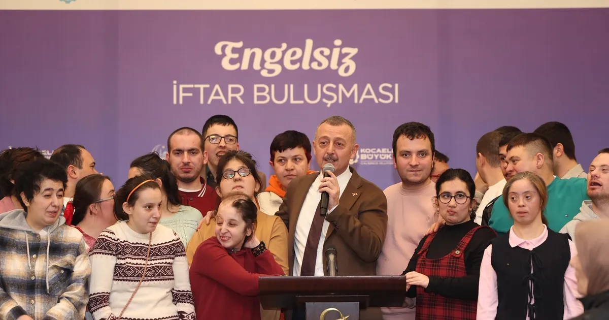 Kocaeli Büyükşehir’den özel bireylerle iftar