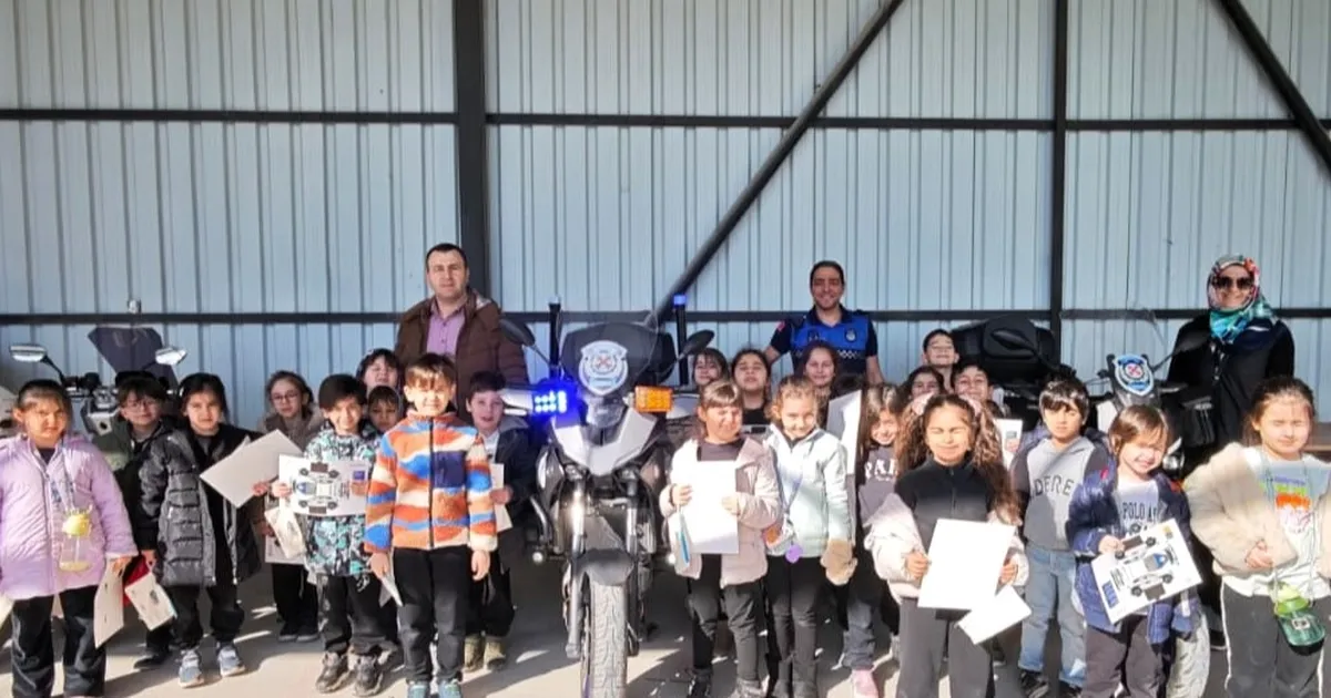 Kocaelili minikler zabıta mesleğini yerinde tanıdı