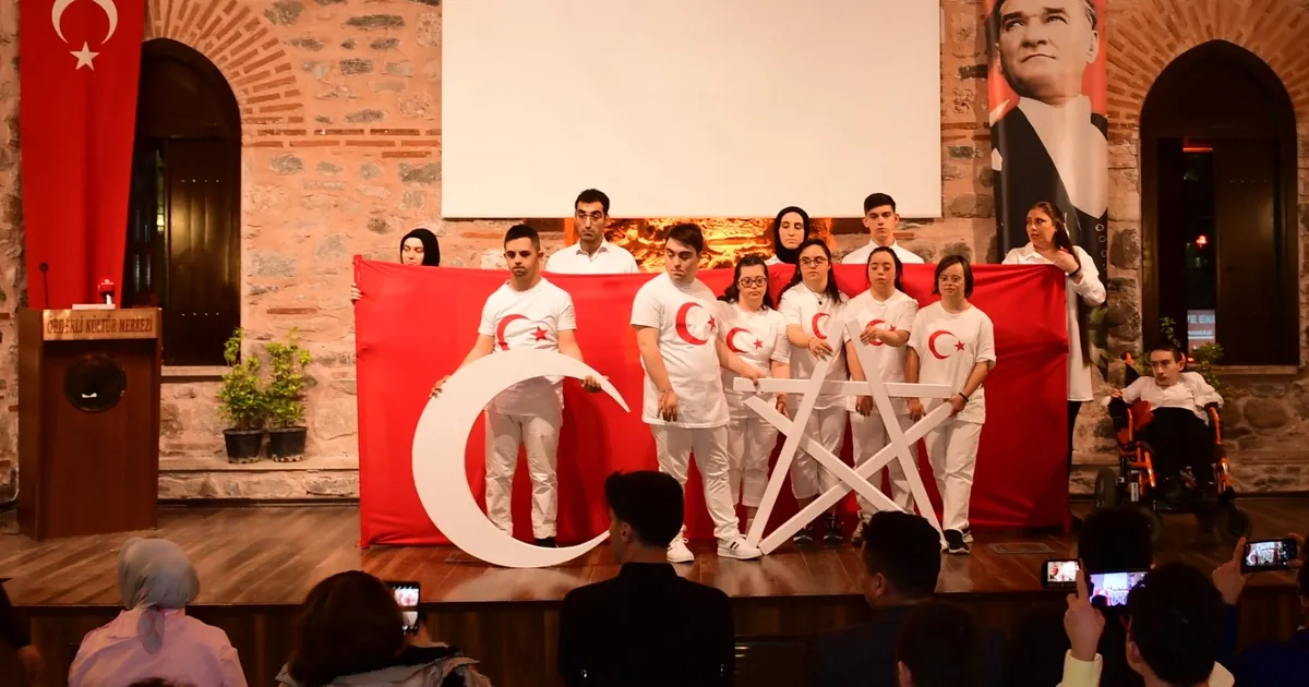 Bursa Osmangazi’de engelli çocuklardan gururlandıran gösteri