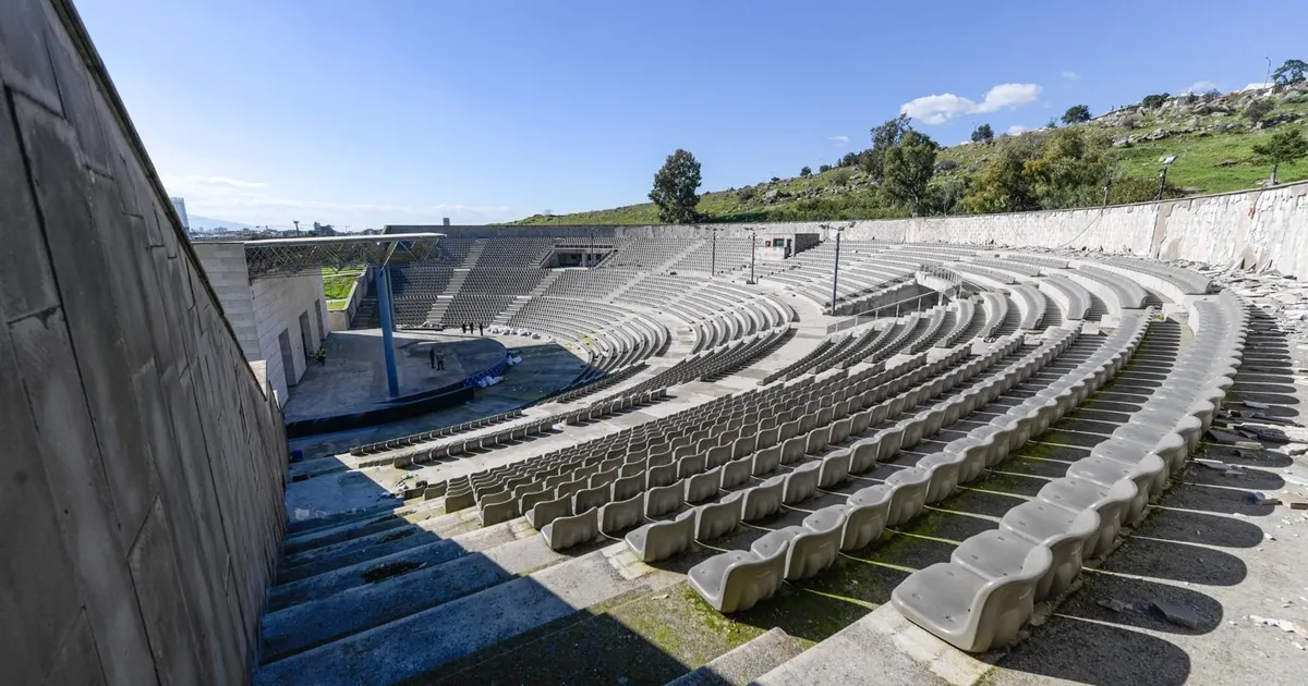 İzmir'de Aşık Veysel Amfi Tiyatro'ya yeni sezon öncesi bakım - Gündem Haberleri