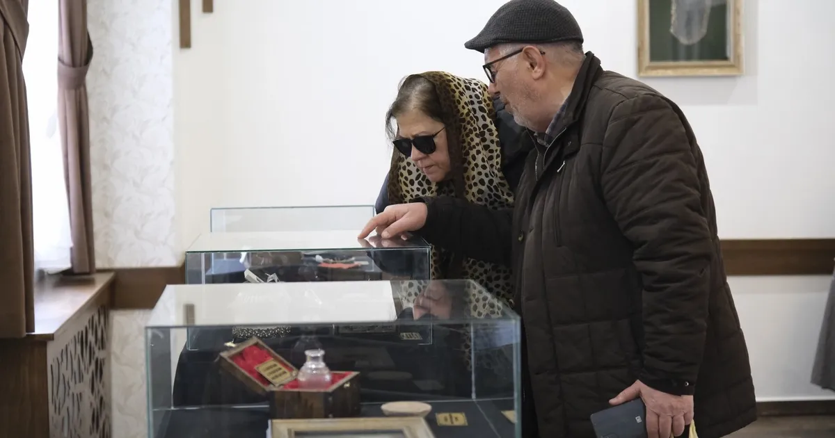 Çorum’da “Kutsal Emanetler Sergisi” Bedesten’de açıldı