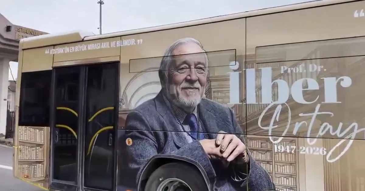 İETT'den İlber Ortaylı'ya 'saygı otobüsü'