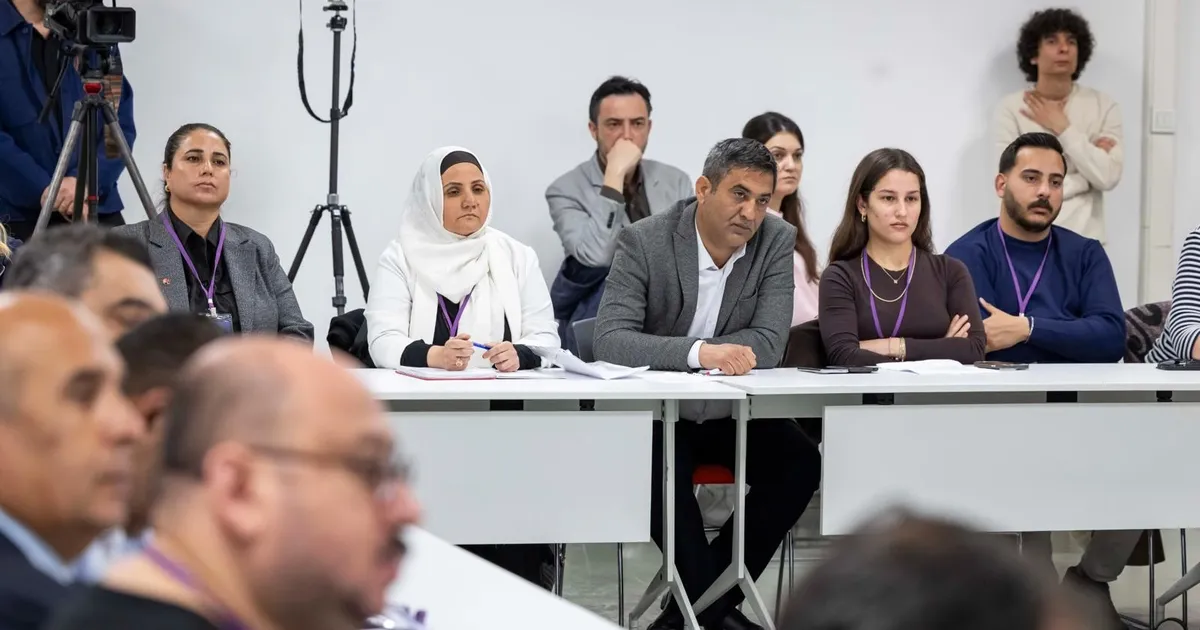 İzmir’de Romanlar için ortak akılda ikinci buluşma - Gündem Haberleri