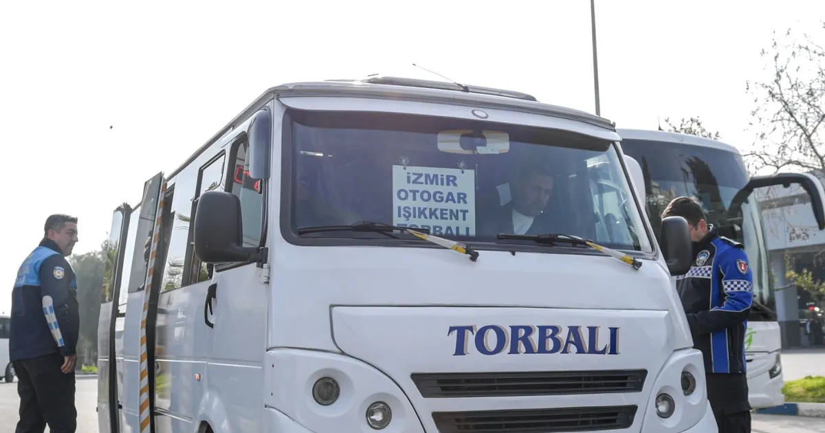 İzmir'de toplu taşımaya sıkı denetim