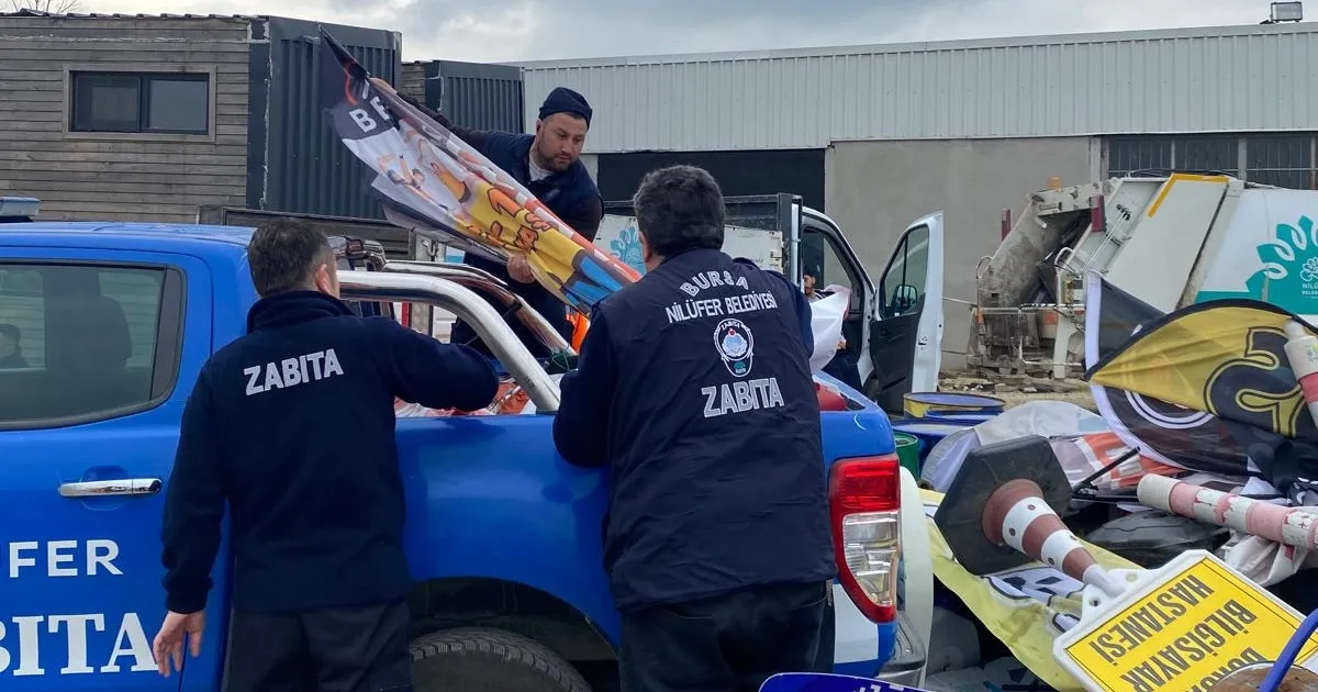 Bursa Nilüfer’de yaya yolları işgallerden arındırıldı