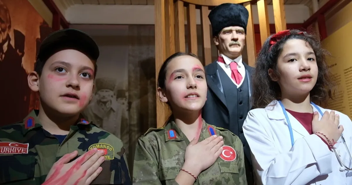 Çanakkale ruhunu İzmit'te yankılandı