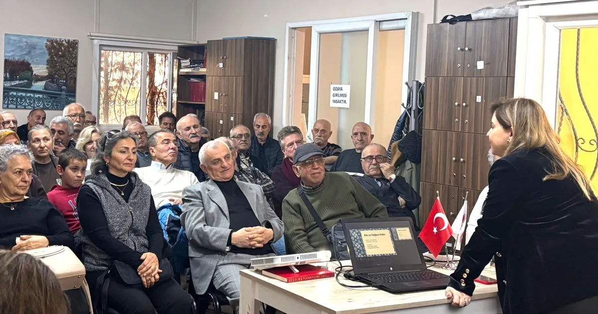 İstanbul Maltepe Belediyesi’nden sağlıklı yaş alma semineri