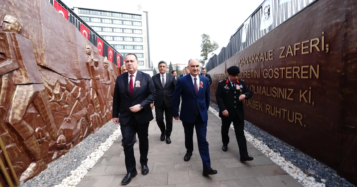 Çanakkale Zaferi’nin 111. yılında şehitler Manisa’da anıldı