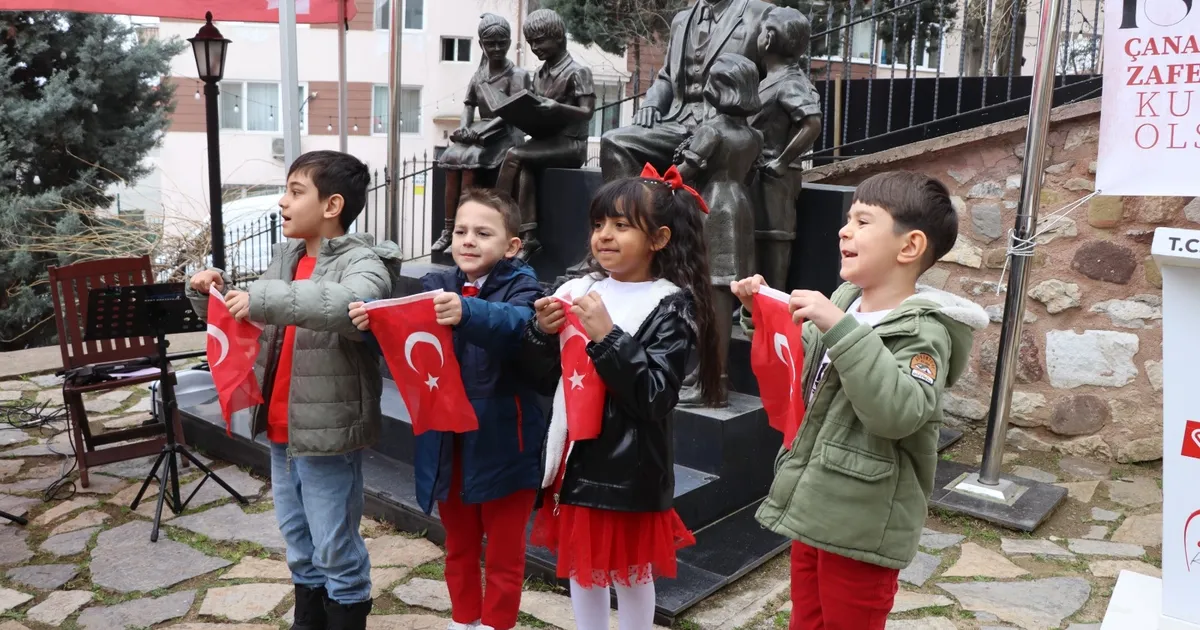 Çanakkale Zaferi’nin kahramanları İzmit’te anıldı