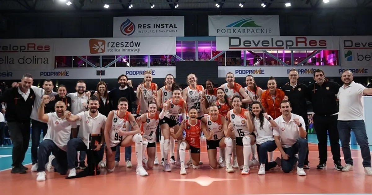 Eczacıbaşı Dynavit adını dörtlü finale yazdırdı!