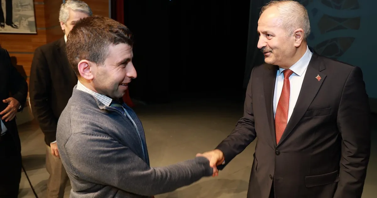 Gebze'de belediye personeli bayramlaştı