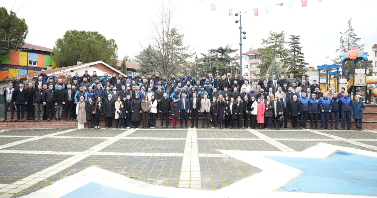 Başkan Ercan Özel: “Sizler bu şehrin görünmeyen kahramanlarısınız”
