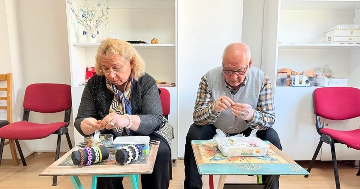 Gaziantep'te sınıf arkadaşı ulu çınarlar dünyaevine girdi