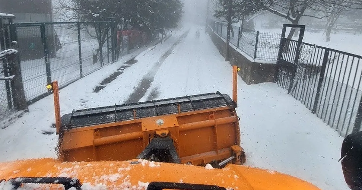 Bursa Osmangazi'de bayramda karla mücadele