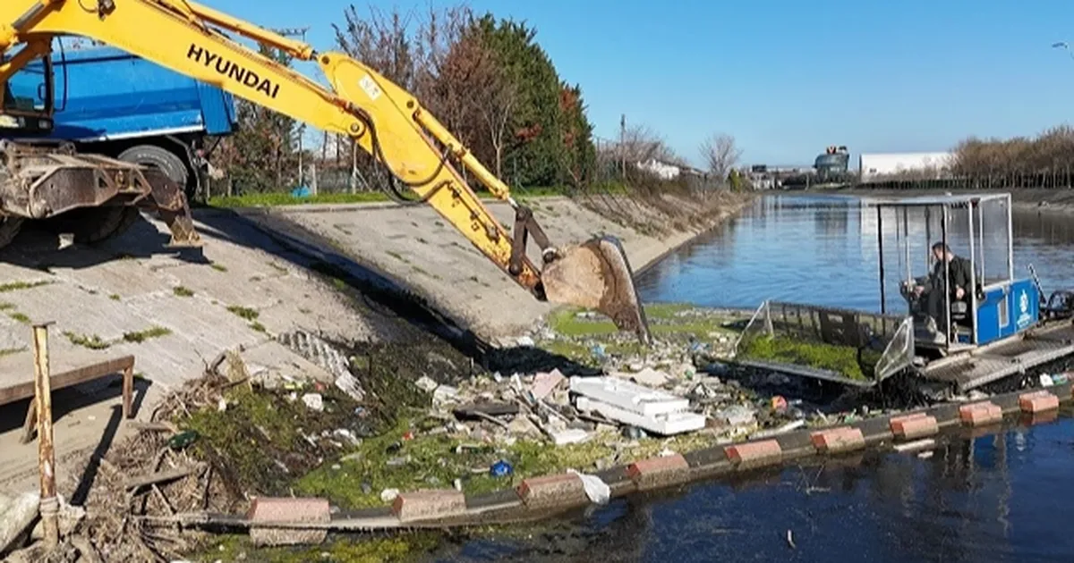 Kocaeli'nde 12 metreküp atık denize ulaşmadan toplandı