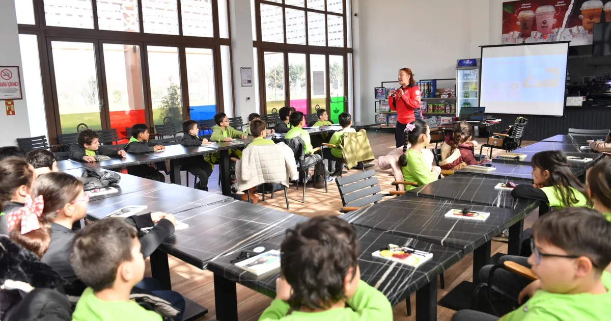 Bursa Osmangazi’de çocuklara afet bilinci aşılanıyor